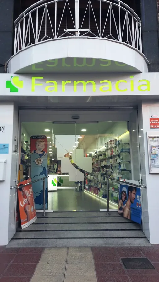 Fachada de Farmacia José Alemán López