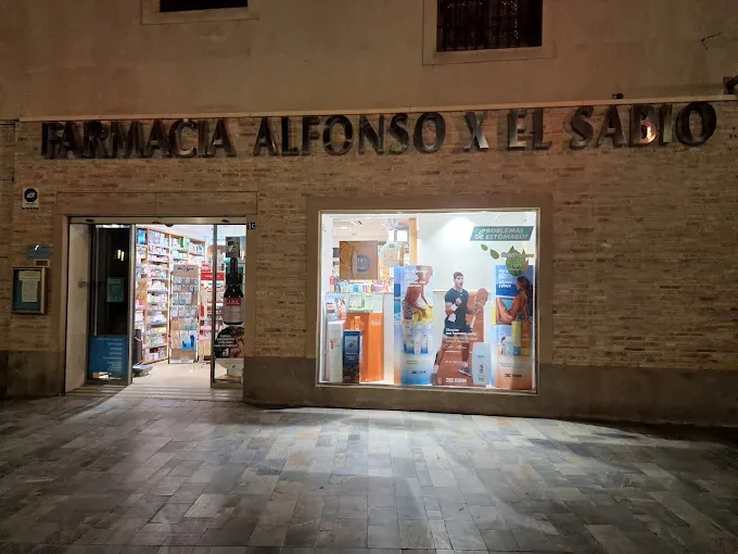 Fachada de Farmacia Alfonso X El Sabio