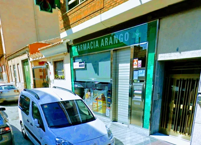 Fachada de Farmacia Arango