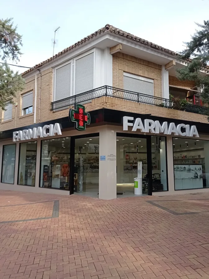 Fachada de Farmacia Purificación Castillo