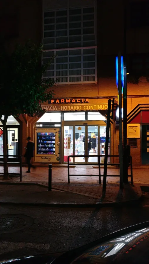 Fachada de Farmacia Martínez-Torregrosa y Gómez