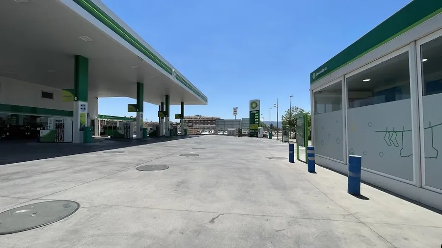 Gasolinera bp Churra: Estación de servicio en Av. Don Juan de Borbon, S/n