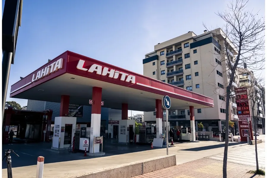 Gasolinera LAHITA - JC1 Murcia en Vía de Servicio Juan Carlos I