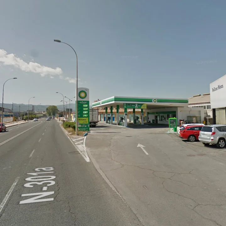 Gasolinera bp Los Arcos en Av. del Palmar, 600