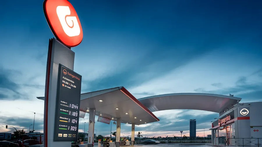 Gasolinera Galp en C. Mayor, 12