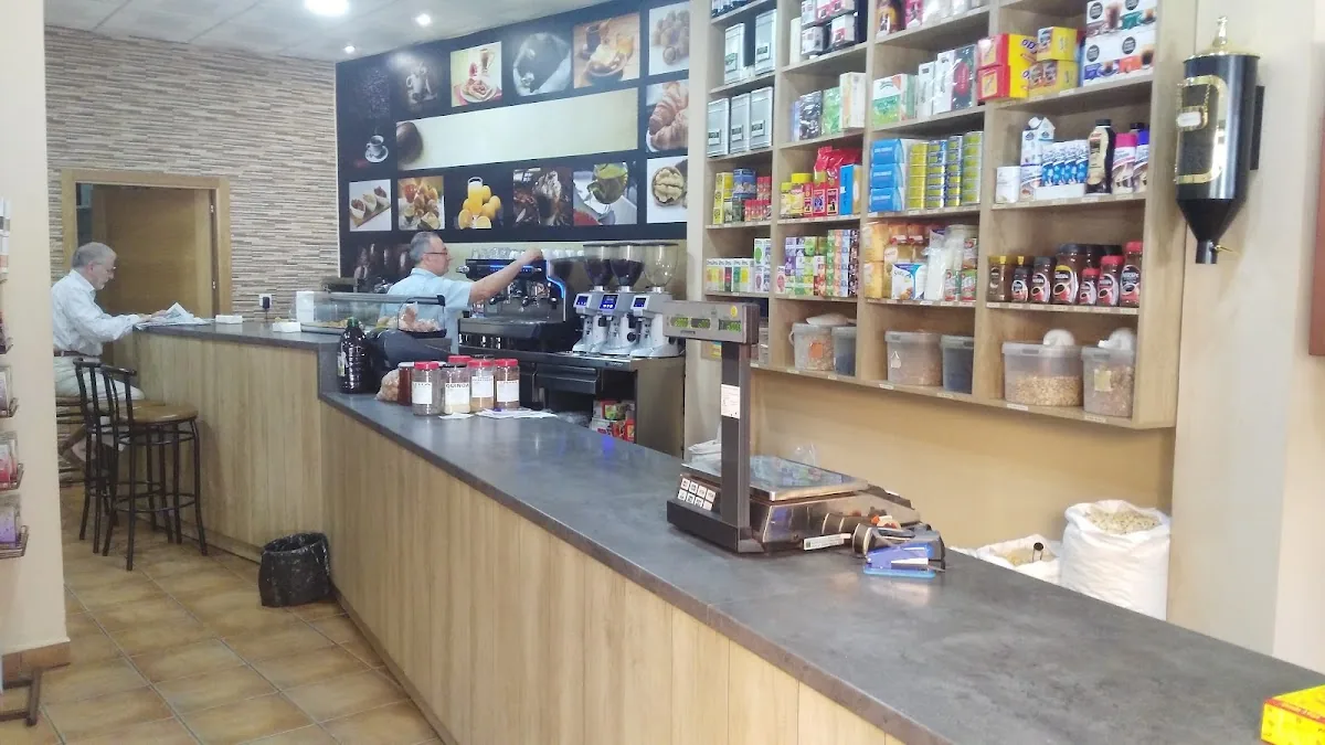 Fachada de Cafés Moreno
